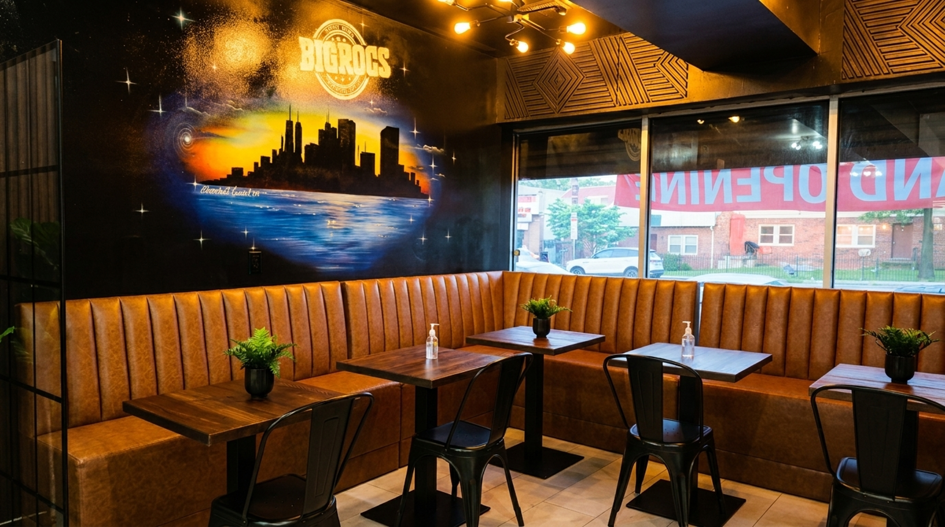 Inside Big Roc's